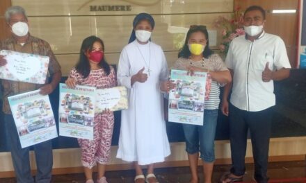 SMAS Katolik Bhaktyarsa Maumere Raih Juara I Lomba Pepustakaan Terbaik Tingkat Provinsi NTT Tahun 2021