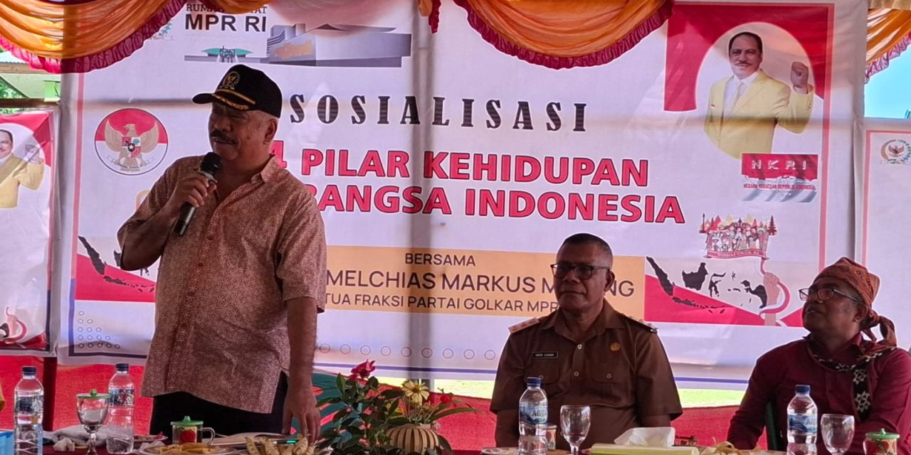 Sosialisasikan 4 Pilar Kebangsaan Indonesia, Melchias Markus Mekeng Ajak Pelajar di Maumere untuk Tekun Sekolah dan Disiplin