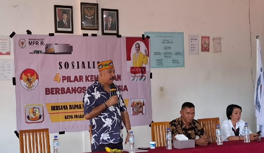 Pesan Kebangsaan Melchias Marcus Mekeng ke Siswa SMK Stelamaris & SMK  Santa Yosefa Labuan Bajo