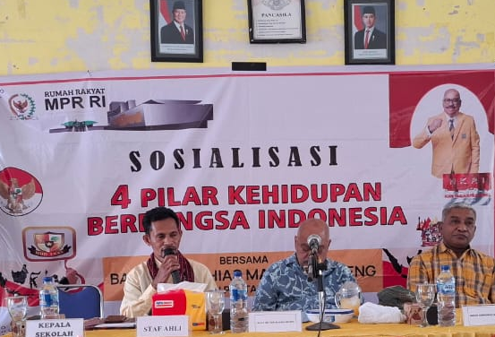 Sosialisasi 4 Pilar di SMAN I Nita , Melchias Markus Mekeng Berpesan Agar Para Pelajar Terus Merawat Kebhinekaan