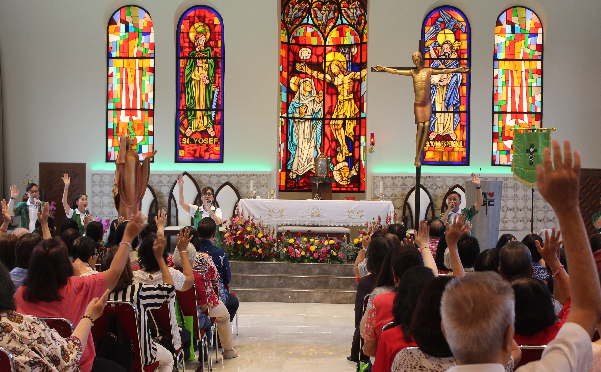 HUT KE-40 TAHUN PDPKK SANTO LUKAS (Medis): Terus Bersaksi Melalui Iman dan Pelayanan Kasih (1)