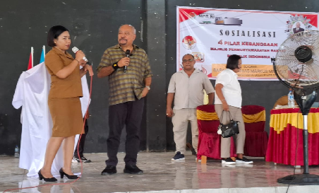 Sosialisasi Empat Pilar di SMAN 2 Bajawa, Melchias Markus Mekeng Dorong Para Pelajar untuk Amalkan Nilai-Nilai Pancasila dan UUD 1945