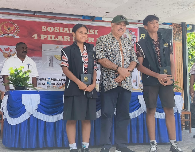 Ketua Fraksi Partai Golkar MPR RI Melchias Markus Mekeng Sosialisasikan Empat Pilar Kebangsaan di SMAN I Nita, Sikka,  Nusa Tenggara Timur