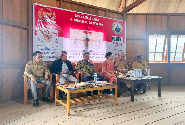 SMAN 2 Ruteng Purang & SMK Karya Ruteng di SMK Karya Ruteng, Mekeng: UUD 1945 Jamin Hak Vokasi Anak Manggarai
