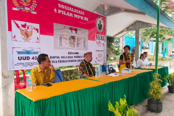 Masuk ke Pedalaman Mapitara, Mekeng: Dana Desa Itu Amanat Pancasila Sila Kelima